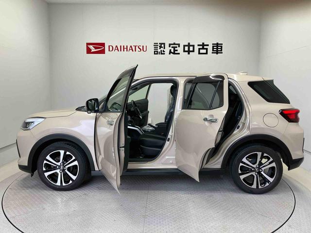 ロッキープレミアムスマートアシスト搭載　バックカメラ付き　オートエアコン　オートライト　キーフリー　アイドリングストップ　ＡＢＳ　電動ドアミラー（熊本県）の中古車