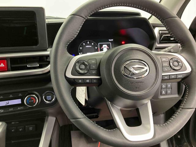 ロッキープレミアムＧスマートアシスト搭載　パノラマモニター対応　オートエアコン　オートライト　キーフリー　アイドリングストップ　ＡＢＳ　電動ドアミラー（熊本県）の中古車