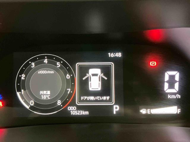 ロッキープレミアムＧスマートアシスト搭載　パノラマモニター対応　オートエアコン　オートライト　キーフリー　アイドリングストップ　ＡＢＳ　電動ドアミラー（熊本県）の中古車