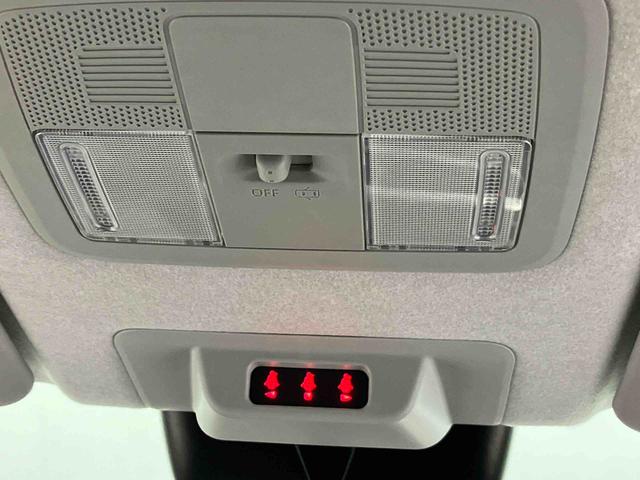 ロッキープレミアムＧスマートアシスト搭載　パノラマモニター対応　オートエアコン　オートライト　キーフリー　アイドリングストップ　ＡＢＳ　電動ドアミラー（熊本県）の中古車