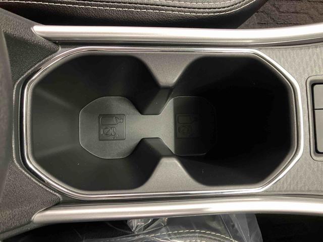 ロッキープレミアムＧスマートアシスト搭載　パノラマモニター対応　オートエアコン　オートライト　キーフリー　アイドリングストップ　ＡＢＳ　電動ドアミラー（熊本県）の中古車