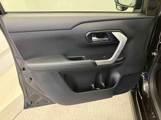 ロッキープレミアムＧスマートアシスト搭載　パノラマモニター対応　オートエアコン　オートライト　キーフリー　アイドリングストップ　ＡＢＳ　電動ドアミラー（熊本県）の中古車