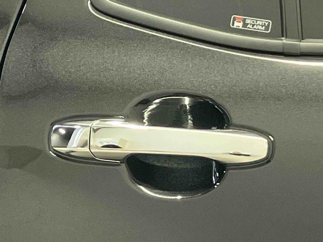 ロッキープレミアムＧスマートアシスト搭載　パノラマモニター対応　オートエアコン　オートライト　キーフリー　アイドリングストップ　ＡＢＳ　電動ドアミラー（熊本県）の中古車