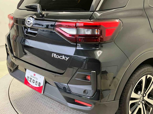 ロッキープレミアムＧスマートアシスト搭載　パノラマモニター対応　オートエアコン　オートライト　キーフリー　アイドリングストップ　ＡＢＳ　電動ドアミラー（熊本県）の中古車