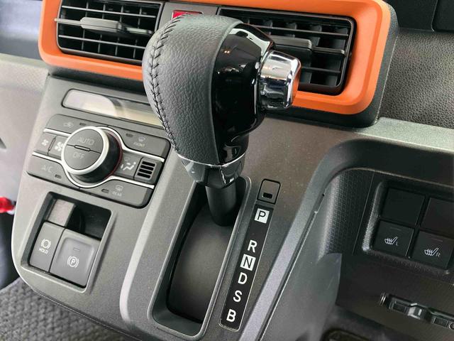 タントファンクロスターボスマートアシスト搭載　後席両側電動スライドドア　バックカメラ付き　オートエアコン　オートライト　キーフリー　アイドリングストップ　ＡＢＳ　電動ドアミラー（熊本県）の中古車