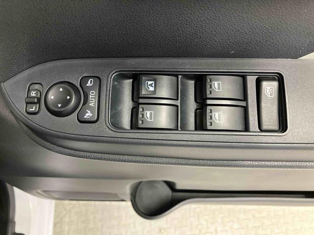 タントＸスマートアシスト搭載　後席両側スライドドア（片側電動）　バックカメラ付き　オートエアコン　オートライト　キーフリー　アイドリングストップ　ＡＢＳ　電動ドアミラー（熊本県）の中古車