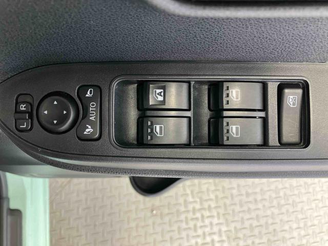 タントＸスマートアシスト搭載　後席両側スライドドア（片側電動）　バックカメラ付き　オートエアコン　オートライト　キーフリー　アイドリングストップ　ＡＢＳ　電動ドアミラー（熊本県）の中古車