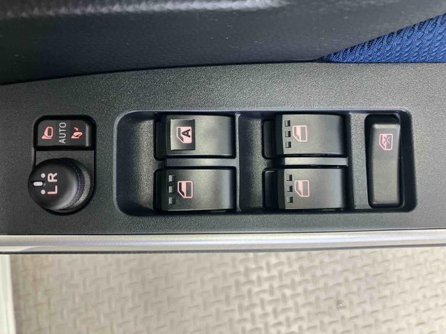 トールカスタムＧ　リミテッドII　ＳＡIIIスマートアシスト搭載　後席両側電動スライドドア　パノラマモニター対応　オートエアコン　オートライト　キーフリー　アイドリングストップ　ＡＢＳ　電動ドアミラー（熊本県）の中古車