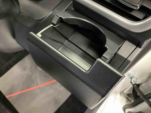 トールカスタムＧ　リミテッドII　ＳＡIIIスマートアシスト搭載　後席両側電動スライドドア　パノラマモニター対応　オートエアコン　オートライト　キーフリー　アイドリングストップ　ＡＢＳ　電動ドアミラー（熊本県）の中古車