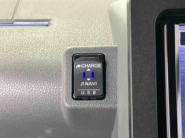 タントカスタムＸスマートアシスト搭載　後席両側電動スライドドア　バックカメラ付き　オートエアコン　オートライト　キーフリー　アイドリングストップ　ＡＢＳ　電動ドアミラー（熊本県）の中古車