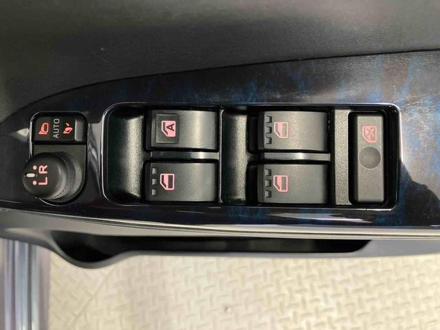 タントカスタムX トップエディションSAIIIスマートアシスト搭載 後席両側スライドドア(片側電動) バックカメラ付き オートエアコン オートライト キーフリー アイドリングストップ ABS 電動ドアミラー(熊本県)の中古車