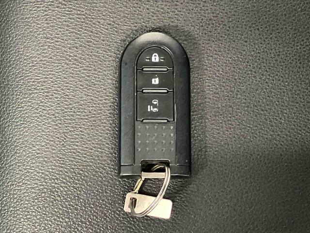 タントカスタムX トップエディションSAIIIスマートアシスト搭載 後席両側スライドドア(片側電動) バックカメラ付き オートエアコン オートライト キーフリー アイドリングストップ ABS 電動ドアミラー(熊本県)の中古車