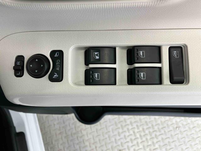 ムーヴキャンバスストライプスＧターボスマートアシスト搭載　後席両側電動スライドドア　バックカメラ付き　オートエアコン　オートライト　キーフリー　アイドリングストップ　ＡＢＳ　電動ドアミラー（熊本県）の中古車