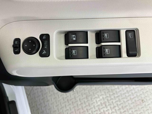 ムーヴキャンバスストライプスGターボスマートアシスト搭載 後席両側電動スライドドア バックカメラ付き オートエアコン オートライト キーフリー アイドリングストップ ABS 電動ドアミラー(熊本県)の中古車
