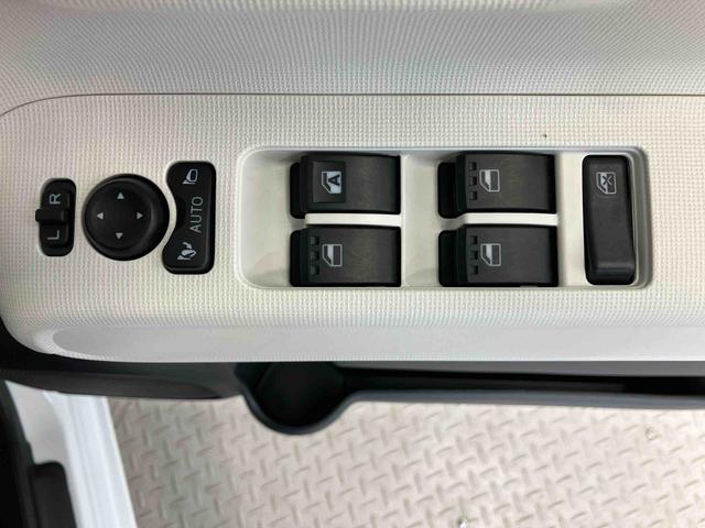 ムーヴキャンバスストライプスＧスマートアシスト搭載　後席両側電動スライドドア　バックカメラ付き　オートエアコン　オートライト　キーフリー　アイドリングストップ　ＡＢＳ　電動ドアミラー（熊本県）の中古車