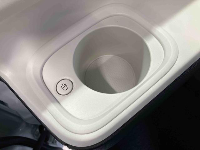 ムーヴキャンバスストライプスＧスマートアシスト搭載　後席両側電動スライドドア　バックカメラ付き　オートエアコン　オートライト　キーフリー　アイドリングストップ　ＡＢＳ　電動ドアミラー（熊本県）の中古車