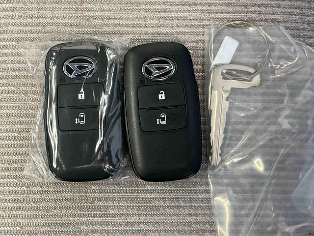 ムーヴＸスマートアシスト搭載　後席両側スライドドア（片側電動）　バックカメラ付き　オートエアコン　オートライト　キーフリー　アイドリングストップ　ＡＢＳ　電動ドアミラー（熊本県）の中古車