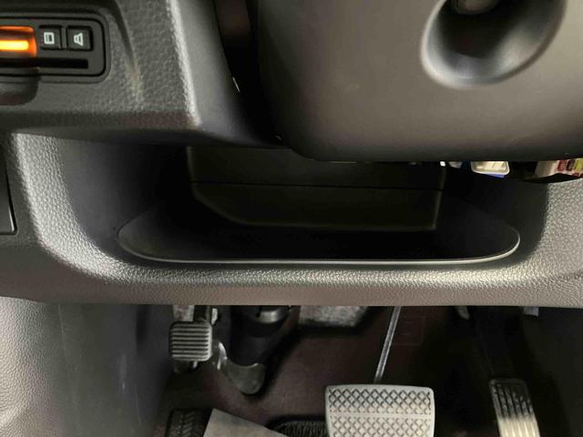 N−BOXカスタムG・Lホンダセンシング後席両側スライドドア(片側電動) バックカメラ付き オートエアコン オートライト キーフリー(熊本県)の中古車