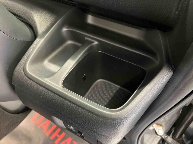 N−BOXカスタムG・Lホンダセンシング後席両側スライドドア(片側電動) バックカメラ付き オートエアコン オートライト キーフリー(熊本県)の中古車