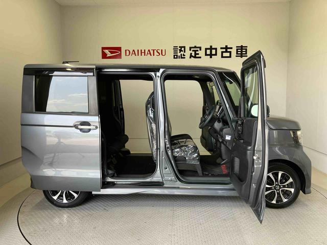 N−BOXカスタムG・Lホンダセンシング後席両側スライドドア(片側電動) バックカメラ付き オートエアコン オートライト キーフリー(熊本県)の中古車