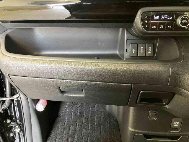 N−BOXカスタムLターボバックカメラ付き オートエアコン オートライト キーフリー(熊本県)の中古車