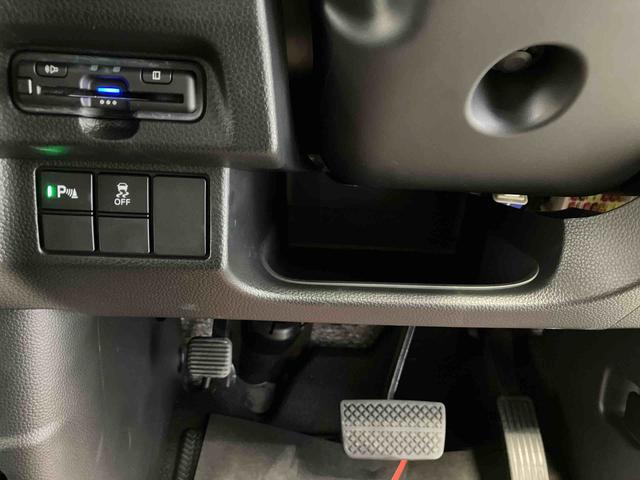 N−BOXカスタムLターボバックカメラ付き オートエアコン オートライト キーフリー(熊本県)の中古車