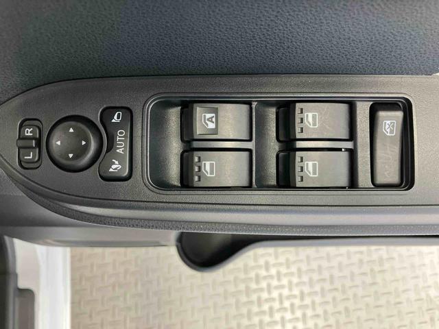 タントＸスマートアシスト搭載　後席両側スライドドア（片側電動）　バックカメラ付き　オートエアコン　オートライト　キーフリー　アイドリングストップ　ＡＢＳ　電動ドアミラー（熊本県）の中古車