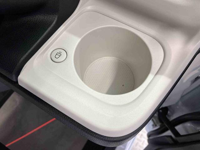 ムーヴキャンバスストライプスＧスマートアシスト搭載　後席両側電動スライドドア　パノラマモニター対応　オートエアコン　オートライト　キーフリー　アイドリングストップ　ＡＢＳ　電動ドアミラー（熊本県）の中古車
