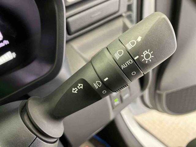 ロッキープレミアムG HEVスマートアシスト搭載 パノラマモニター対応 オートエアコン オートライト キーフリー ABS 電動ドアミラー(熊本県)の中古車