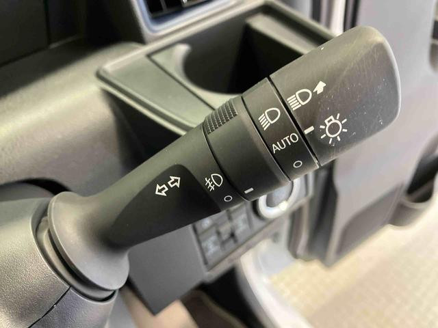 タントカスタムＸスマートアシスト搭載　後席両側電動スライドドア　バックカメラ付き　オートエアコン　オートライト　キーフリー　アイドリングストップ　ＡＢＳ　電動ドアミラー（熊本県）の中古車