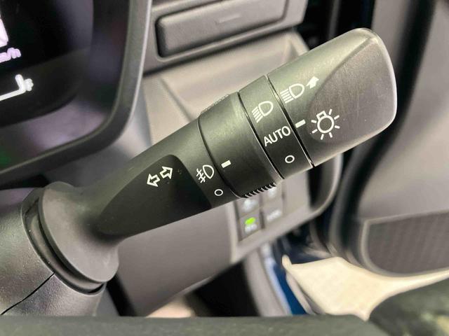 ロッキープレミアムＧ　ＨＥＶハイブリッド車　スマートアシスト搭載　パノラマモニター対応　オートエアコン　オートライト　キーフリー　電動ドアミラー（熊本県）の中古車