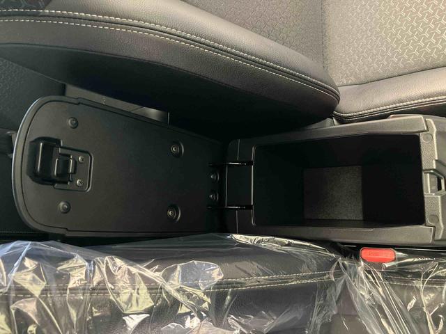 ロッキープレミアムＧ　ＨＥＶハイブリッド車　スマートアシスト搭載　パノラマモニター対応　オートエアコン　オートライト　キーフリー　電動ドアミラー（熊本県）の中古車
