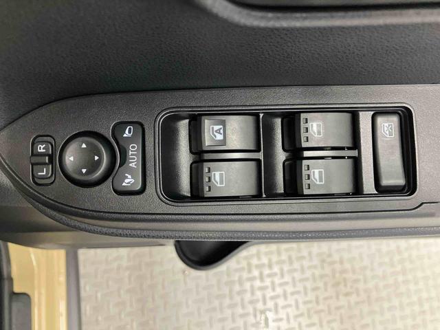 タントファンクロススマートアシスト搭載 後席両側電動スライドドア パノラマモニター対応 オートエアコン オートライト キーフリー アイドリングストップ ABS 電動ドアミラー(熊本県)の中古車