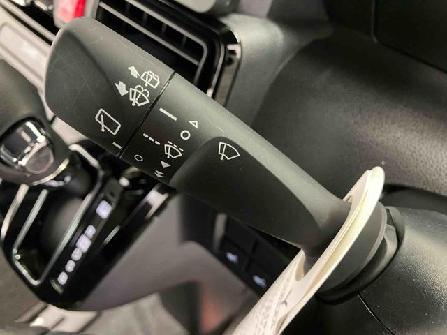 タントカスタムＸスマートアシスト搭載　後席両側電動スライドドア　バックカメラ付き　オートエアコン　オートライト　キーフリー　アイドリングストップ　ＡＢＳ　電動ドアミラー（熊本県）の中古車