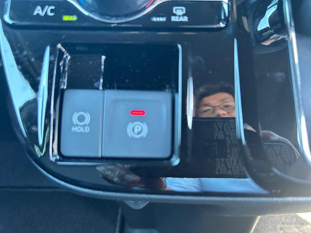 タントカスタムＸインパネシフト　プッシュスタートスイッチ　電動パーキングブレーキ　電子カードキー　シートヒーター　衝突被害軽減装置　車線逸脱警報　オートＬＥＤ　アルミホイール　ＡＢＳ付（鹿児島県）の中古車