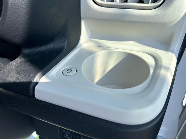 ムーヴキャンバスストライプスGインパネシフト プッシュスタートスイッチ 電子カードキー 電動パーキングブレーキ ディスプレイオーディオ フォグランプ オートハイビーム 車線逸脱警報 エマージェンシーブレーキ 両Pドア ABS(鹿児島県)の中古車