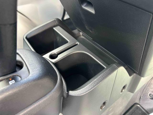 ハイゼットトラックスタンダード 農用スペシャルフロアCVT 切替式4WD デフロック レーンキープアシスト 運転席エアバック 助手席エアバック 誤発進抑制機能 オートハイビーム PS ABS(鹿児島県)の中古車