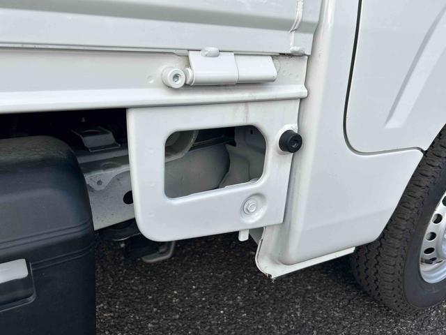 ハイゼットトラックスタンダード 農用スペシャルフロアCVT 切替式4WD デフロック レーンキープアシスト 運転席エアバック 助手席エアバック 誤発進抑制機能 オートハイビーム PS ABS(鹿児島県)の中古車