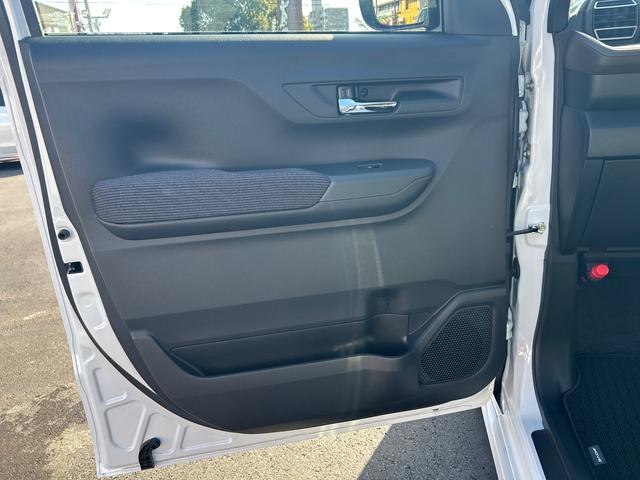 ムーヴＧインパネシフト　プッシュスタートスイッチ　電子カードキー　電動パーキングブレーキ　助手席側電動スライドドア　衝突被害軽減ブレーキ（鹿児島県）の中古車