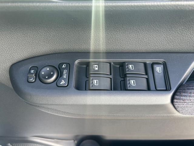 ムーヴＧインパネシフト　プッシュスタートスイッチ　電子カードキー　電動パーキングブレーキ　助手席側電動スライドドア　衝突被害軽減ブレーキ（鹿児島県）の中古車