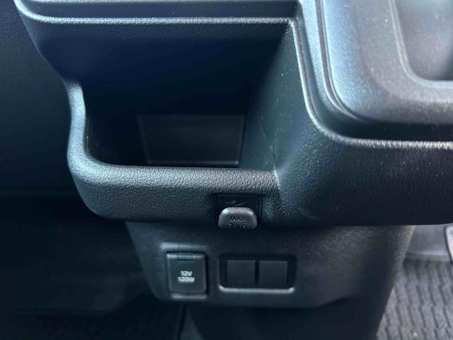 ムーヴＧインパネシフト　プッシュスタートスイッチ　電子カードキー　電動パーキングブレーキ　両側スライド左側パワースライドドア　オートマチックハイビーム　レーンアシスト　衝突被害軽減　アルミホイール（鹿児島県）の中古車