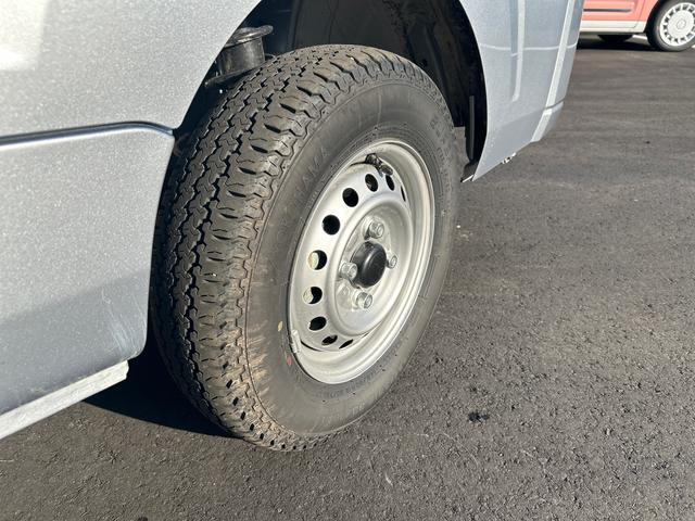ハイゼットトラックスタンダード５ＭＴ車　切替式４ＷＤ　オートマチックハイビーム　誤発進抑制機能　車線逸脱警報　パワステ　ＡＢＳ（鹿児島県）の中古車