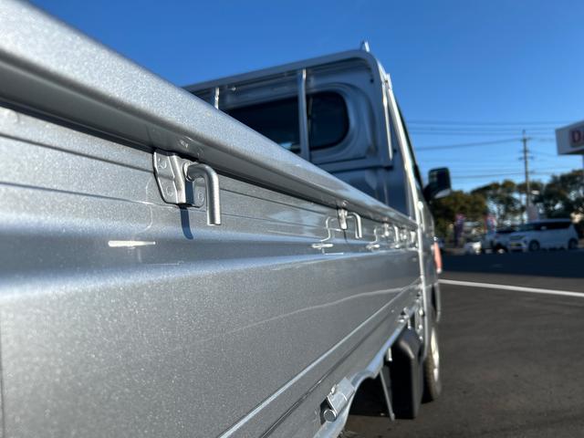 ハイゼットトラックスタンダード５ＭＴ車　切替式４ＷＤ　オートマチックハイビーム　誤発進抑制機能　車線逸脱警報　パワステ　ＡＢＳ（鹿児島県）の中古車