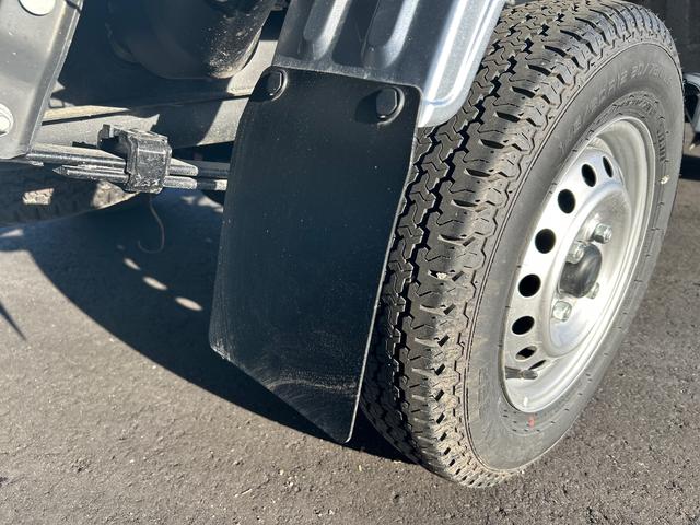 ハイゼットトラックスタンダード５ＭＴ車　切替式４ＷＤ　オートマチックハイビーム　誤発進抑制機能　車線逸脱警報　パワステ　ＡＢＳ（鹿児島県）の中古車