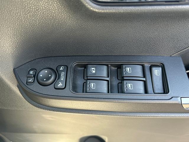 タントカスタムＸインパネシフト　プッシュスタートスイッチ　電子カードキー　電動パーキングブレーキ　カーナビ　バックモニター　ＡＴハイビーム　ＡＢＳ付　両側パワースライドドア　アルミホイール　衝突被害軽減システム（鹿児島県）の中古車