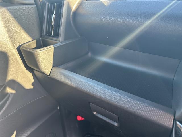 タントカスタムＸインパネシフト　プッシュスタートスイッチ　電子カードキー　電動パーキングブレーキ　カーナビ　バックモニター　ＡＴハイビーム　ＡＢＳ付　両側パワースライドドア　アルミホイール　衝突被害軽減システム（鹿児島県）の中古車