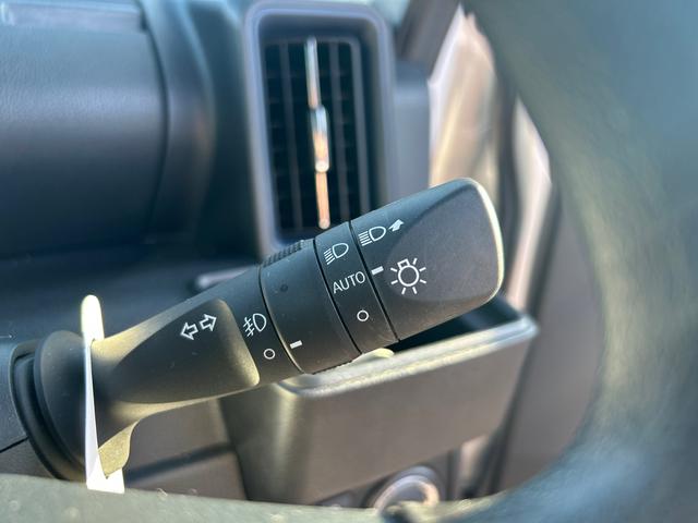 タントカスタムＸインパネシフト　プッシュスタートスイッチ　電子カードキー　電動パーキングブレーキ　カーナビ　バックモニター　ＡＴハイビーム　ＡＢＳ付　両側パワースライドドア　アルミホイール　衝突被害軽減システム（鹿児島県）の中古車