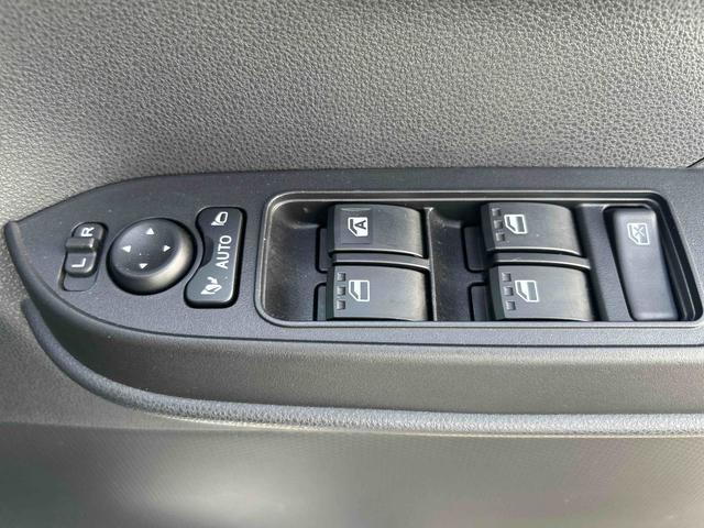 タントカスタムＸインパネシフト　プッシュスタートスイッチ　電子カードキー　電動パーキングブレーキ　シートヒーター　両側電動スライドドア　ＡＴハイビーム　ＡＢＳ付　アルミホイール（鹿児島県）の中古車