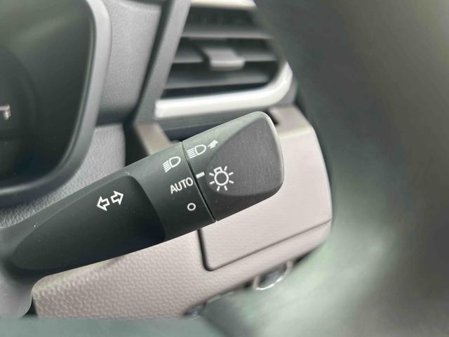 トールシートリフト　Ｇ助手席シートリフト　純正カーナビ　ドライブレコーダー　パノラマモニター　ＥＴＣ　両側電動スライドドア　コーナーセンサー　ＬＥＤヘッドライト　オートライト　プッシュボタンスタート　衝突回避支援システム（鹿児島県）の中古車