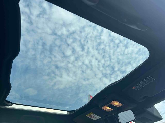 タフトＧインパネシフト　プッシュスタートスイッチ　電子カードキー　電動パーキングブレーキ　車線逸脱防止　運転席助手席エアバッグ　オートマチックハイビーム　ムーンルーフ　アルミ　ＡＢＳ（鹿児島県）の中古車